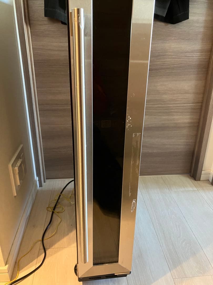 GWまでの出品/Dometic ワインセラー スリムタワー　ST7