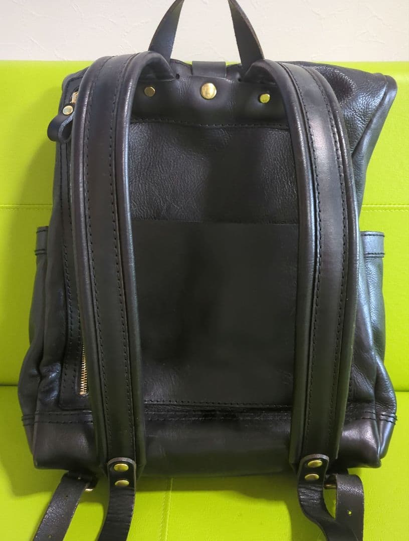 ヘルツ HERZ ダブルポケットのおじぎリュック