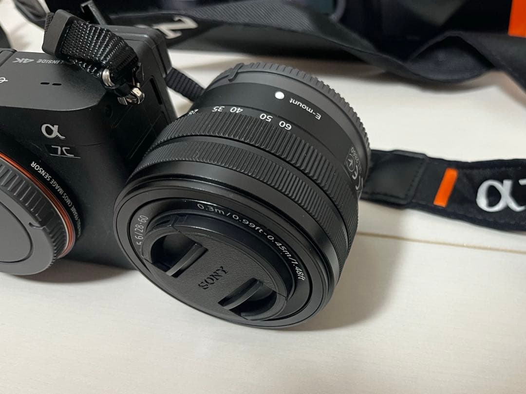 【値下げ】 SONY α7CカメラE 28-60mm ILCE-7C レンズ付き