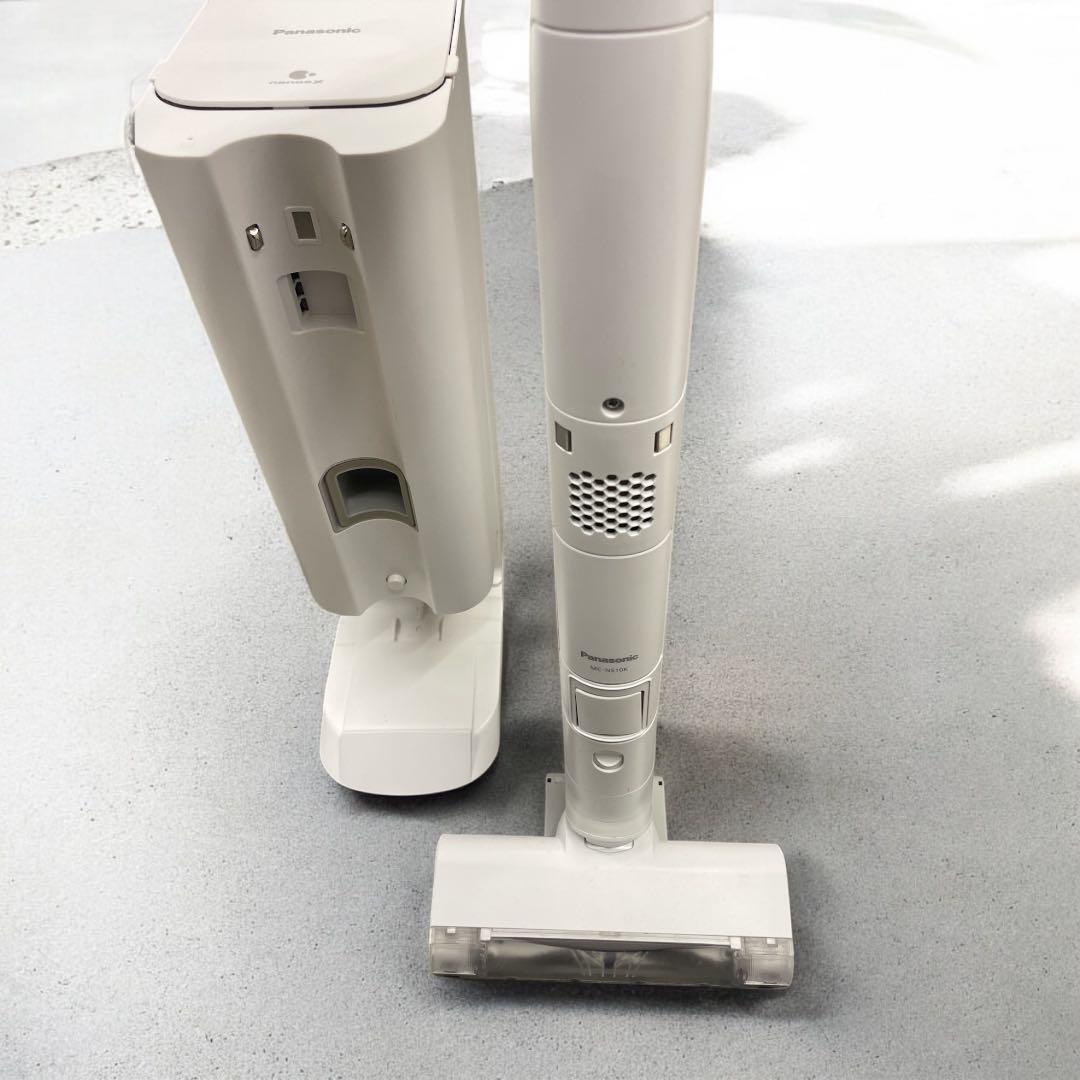 パナソニック　スティッククリーナー　MC-NS10K 2022年式