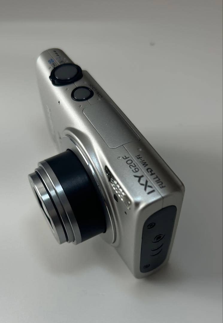 Canon IXY 620F コンパクトデジタルカメラ 動作確認済み 充電器