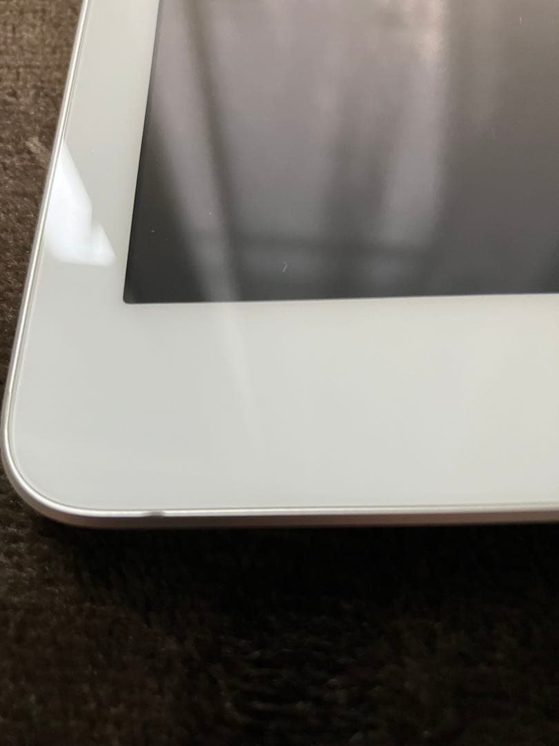Apple iPad 第6世代ホワイト/シルバー本体のみ