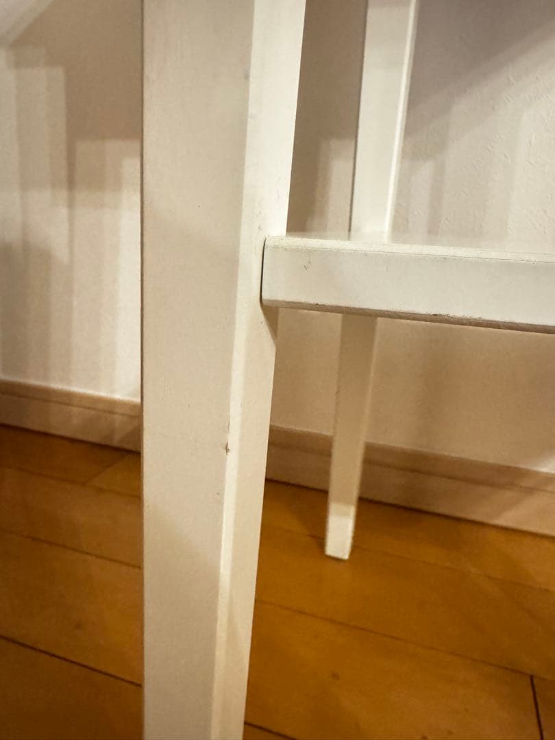 IKEA ヘムネスベッドサイドテーブル　ホワイト