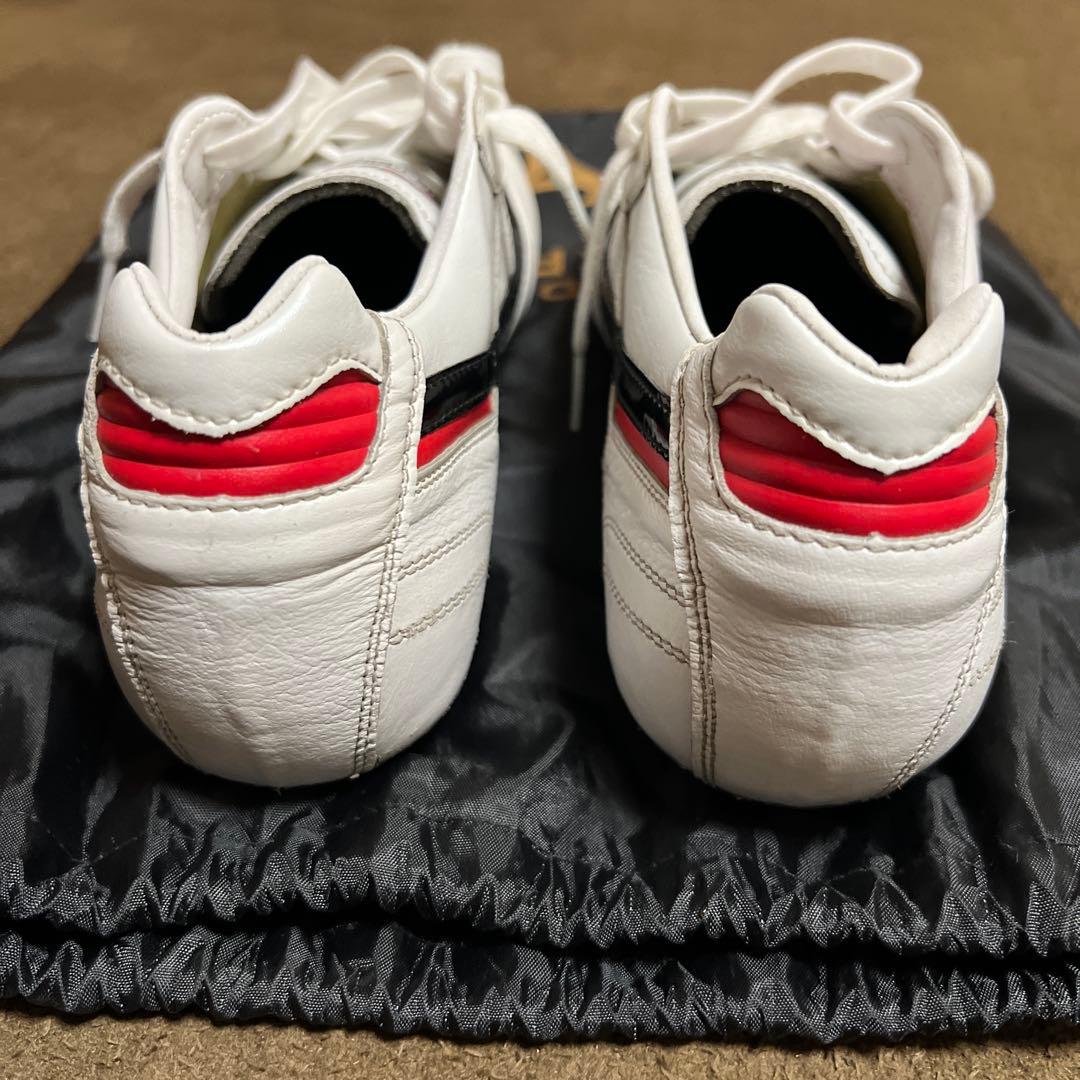 ミズノ　モレリア2 27㎝