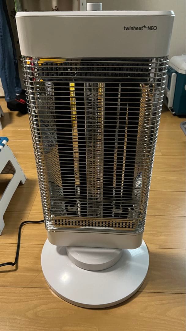 EBC-WK121E2 電気ストーブ　ヤマゼン　ツインヒートプラスネオ　24年製