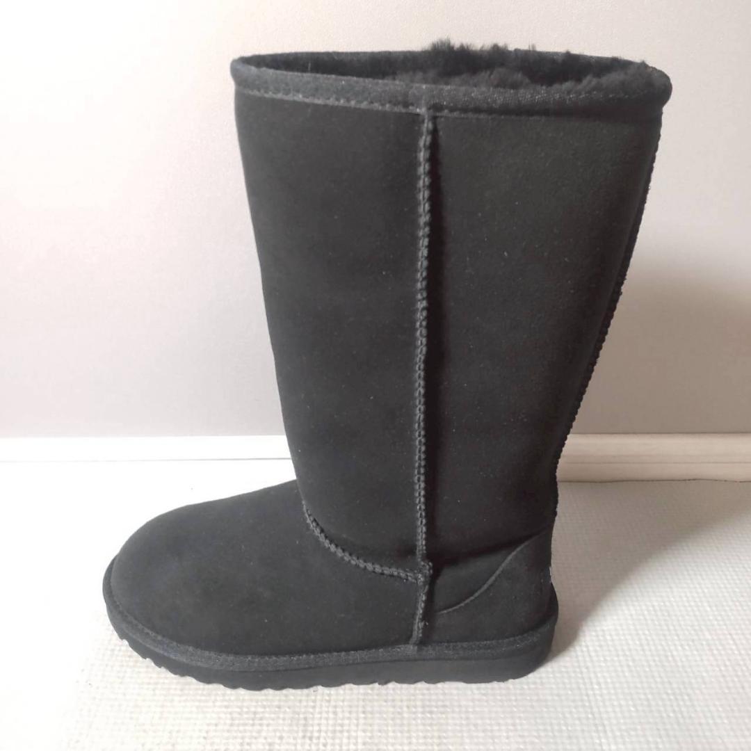 未使用級 UGG CLASSIC TALL ムートンブーツ 黒 ブラック 秋冬