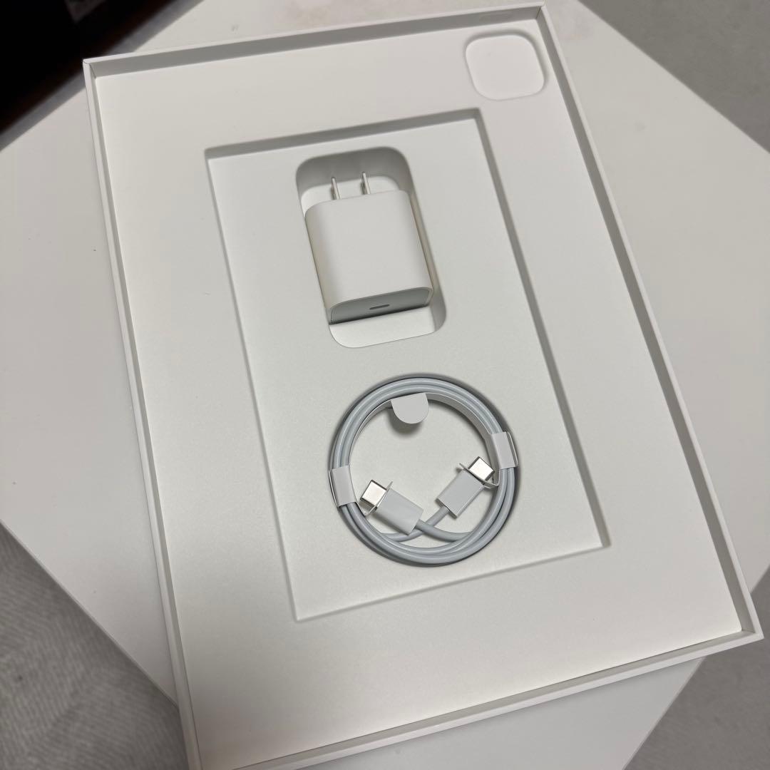 iPad pro 11インチ シルバー 512GB セルラー