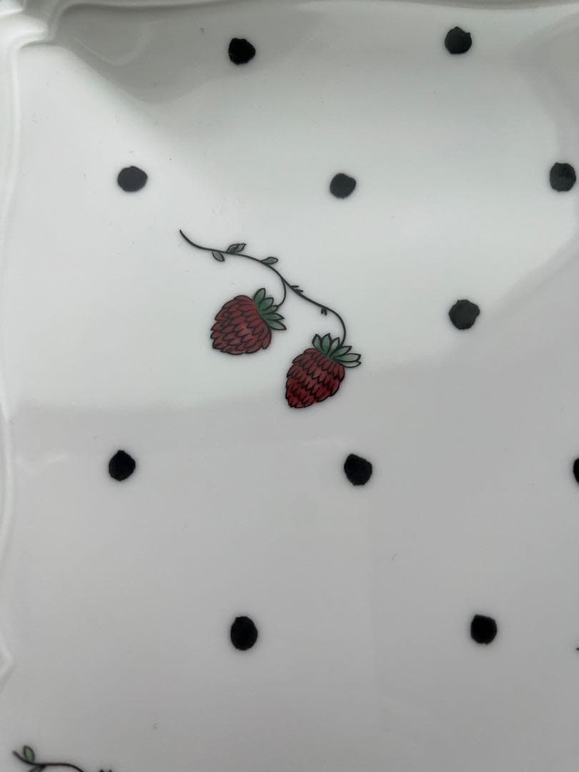 リチャードジノリ イタリアンポア / 野いちご（30㎝） No1