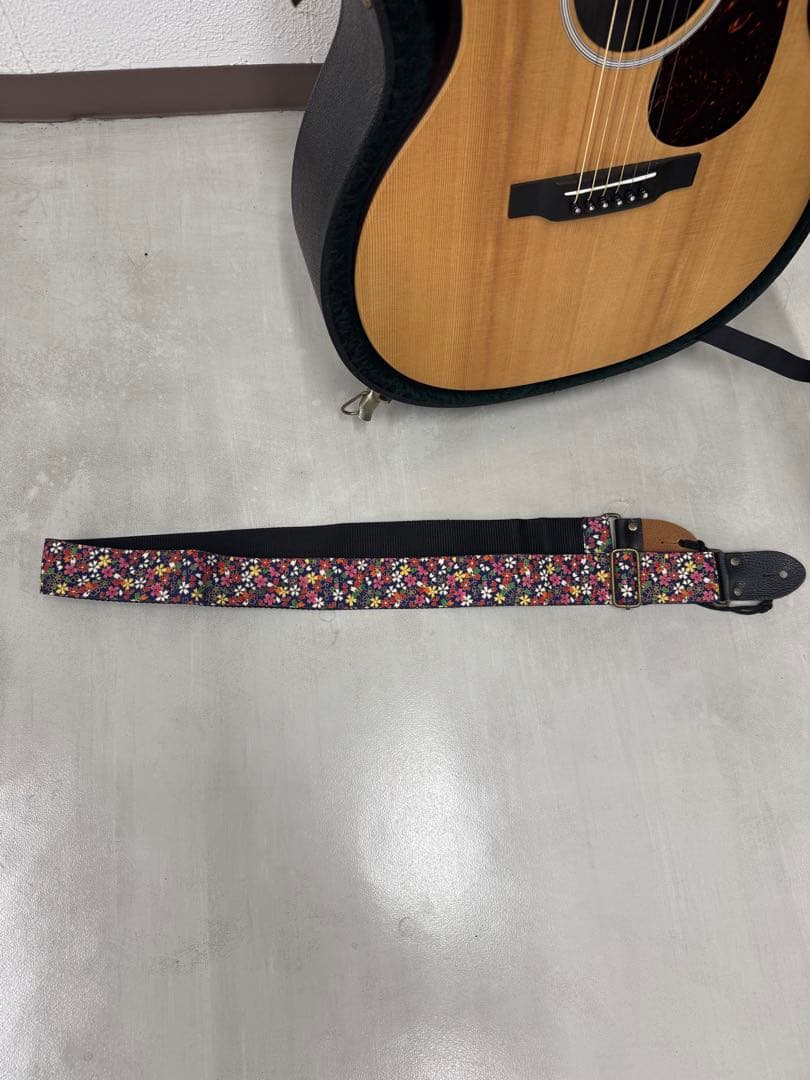 送料込み　使用回数数回程度　Martin GPCX1ARE ケース付き