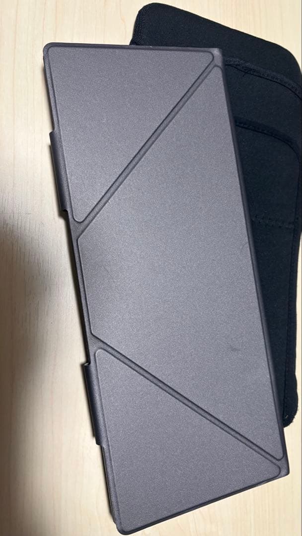 【アップル】マジックキーボード&トラックバッド（ライトニングケーブル）