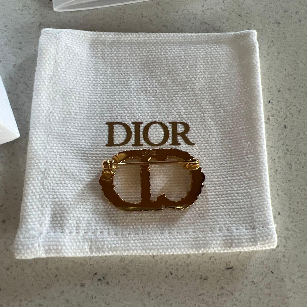 Dior クリスタル装飾 ロゴブローチ