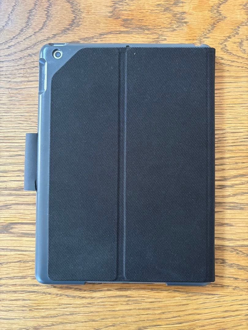 iPad 第6世代 128GB SIMフリー Logicoolキーボード