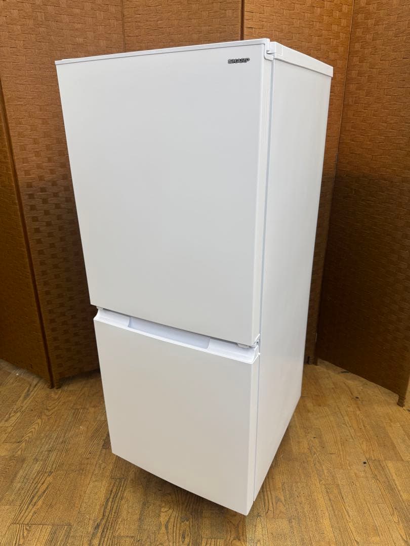 F002　超美品　SHARP 冷蔵庫 2025年製 152L　2ドア