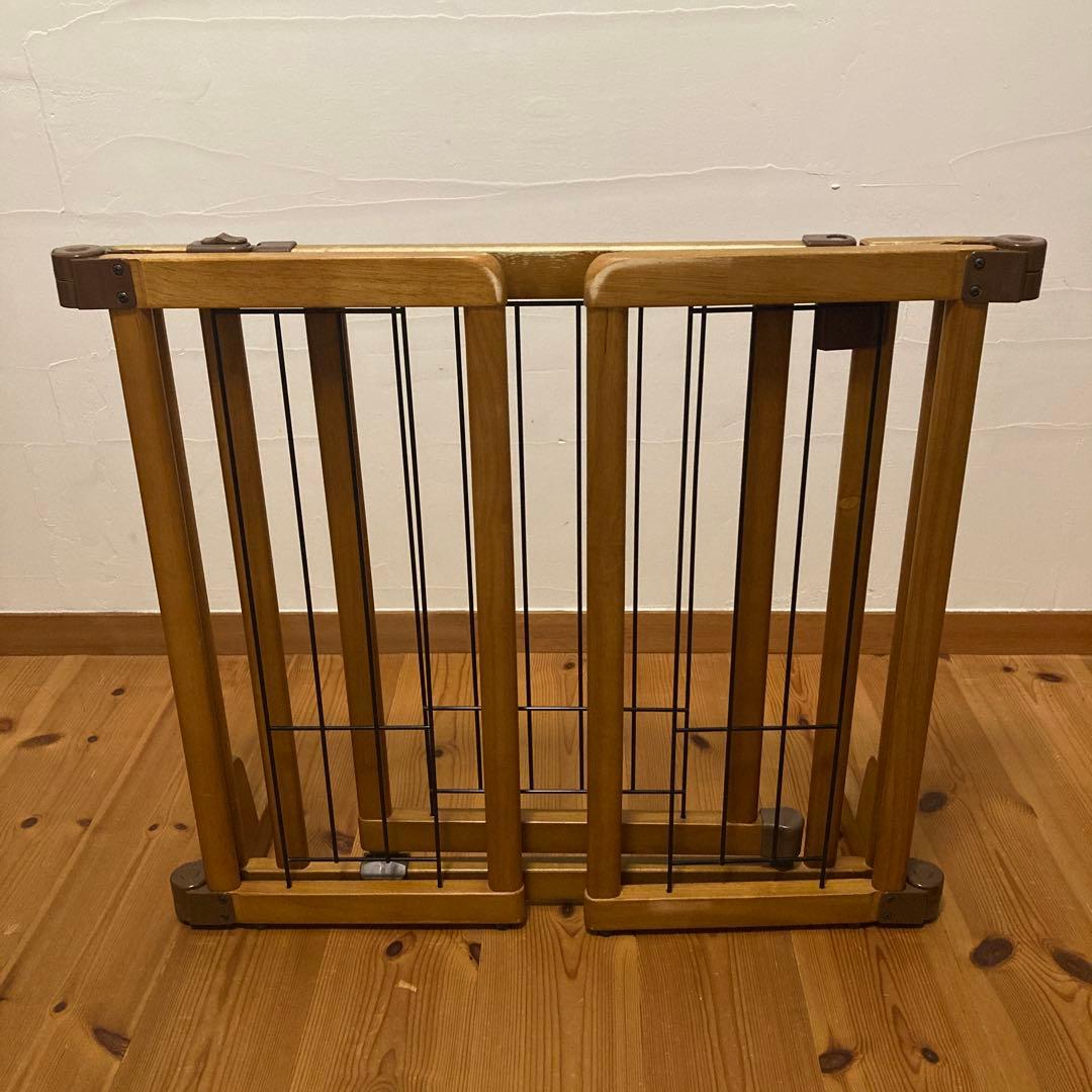 リッチェル｜Richell ペット用木製おくだけドア付ゲート（S）