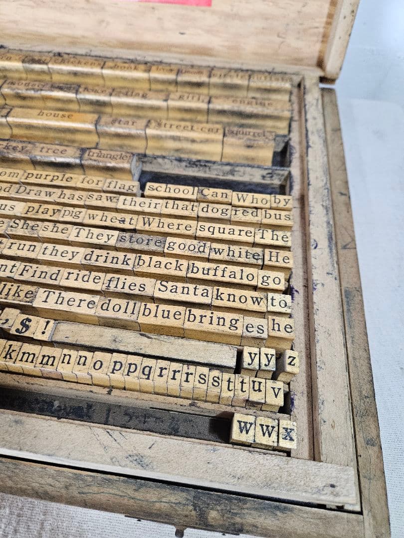 USアンティーク 1930s 印刷用のスタンプセット アルファベット 記号 数字