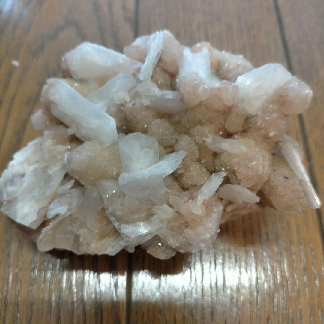 束沸石　原石1点　重さ約360g