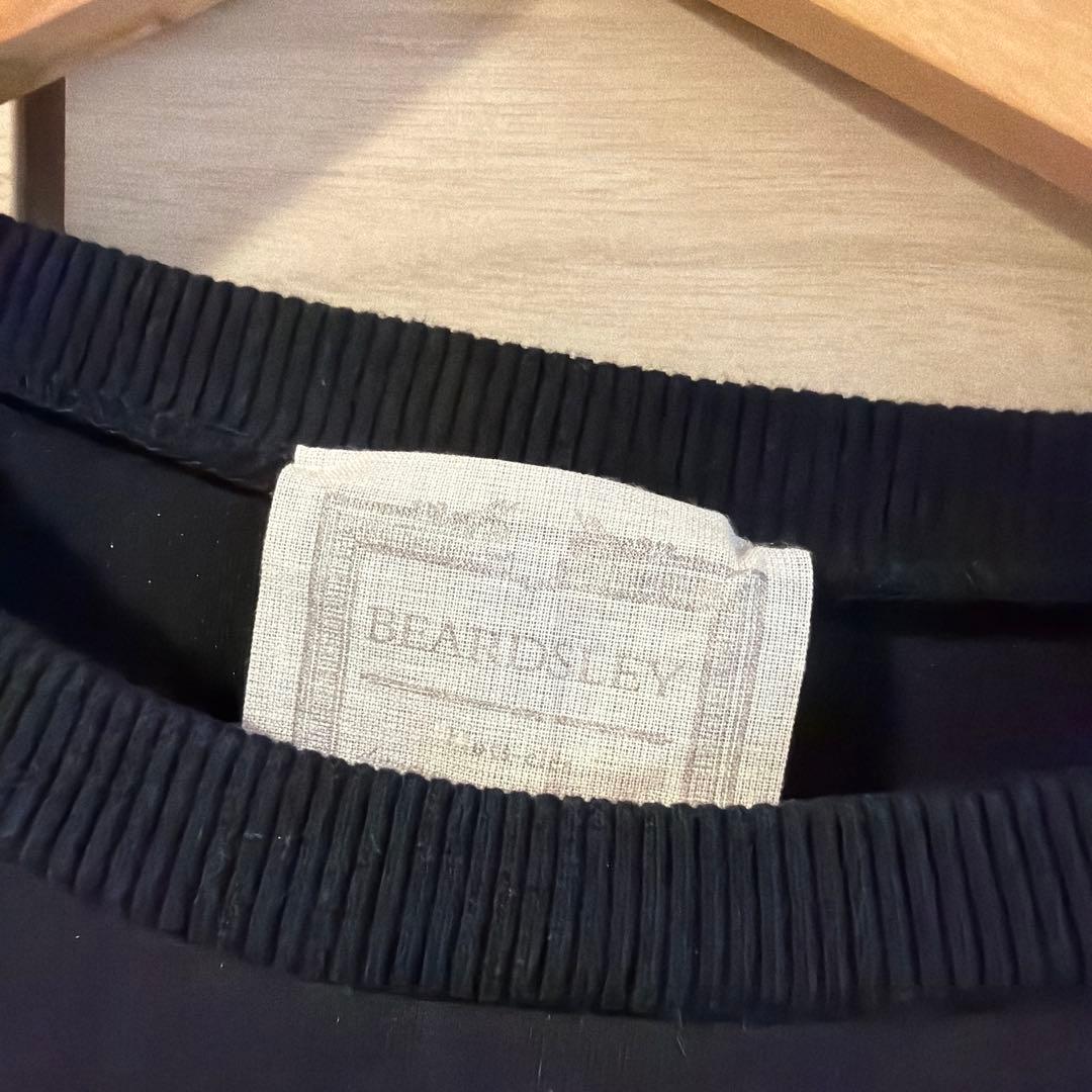 BEARDSLEY 袖パフダンボールワンピース　ネイビー