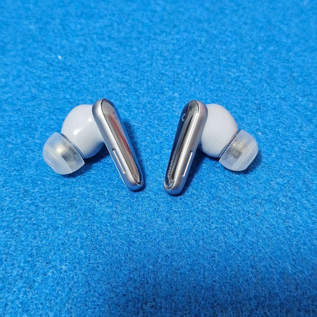 【極美品】ANKER Soundcore Liberty 4