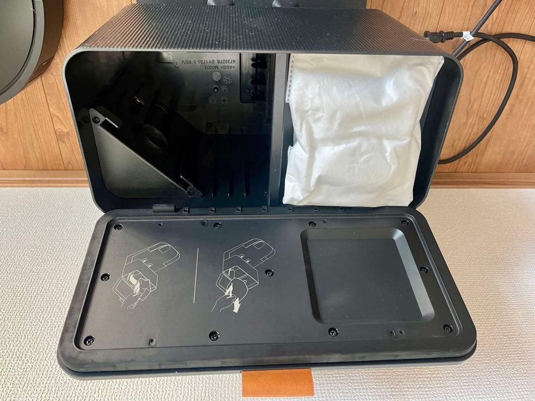 Roomba ロボット掃除機本体　　j7➕　美品