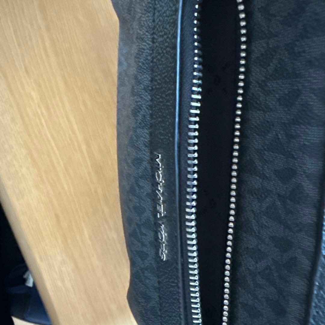 MICHAEL KORS ブラック ショルダーバッグ 保存袋付き