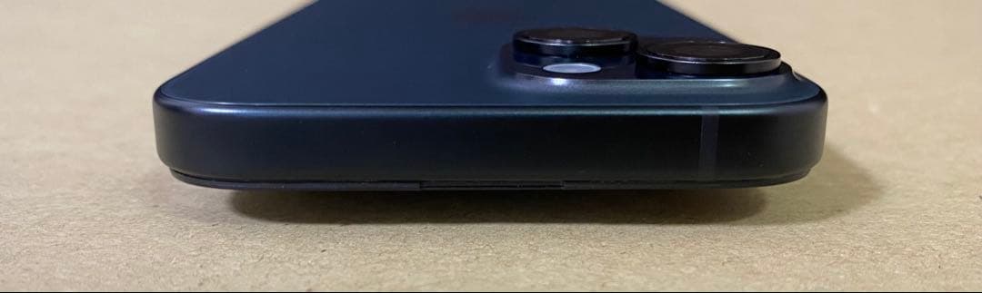 iPhone15 ブラック SIMフリー バッテリー最大容量100%充電回数7