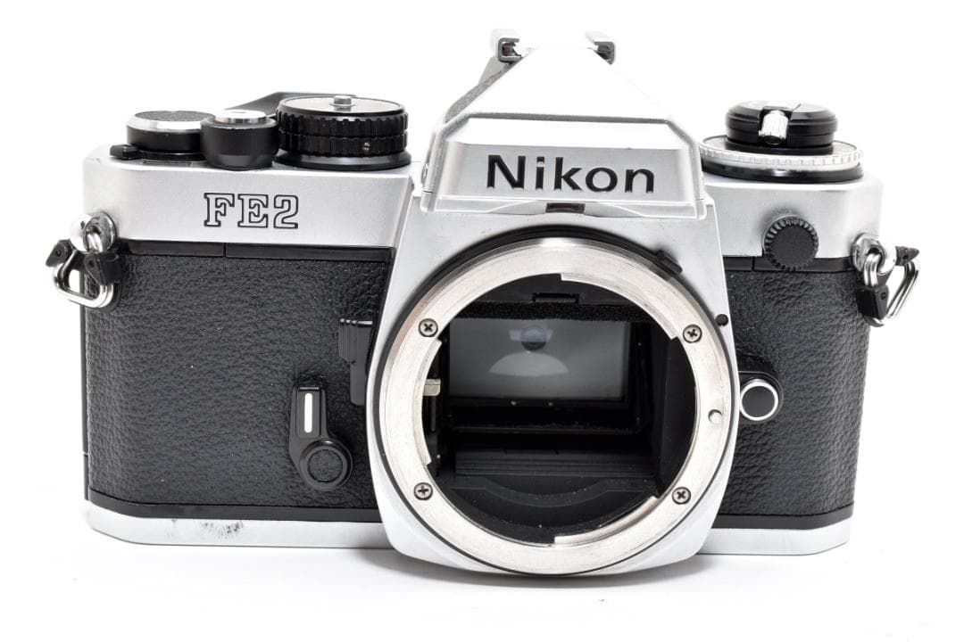 美品 NIKON FE2 シルバー フィルムカメラ モルト新品交換済 B770