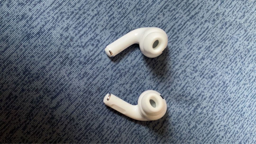 AirPods pro 第2世代　Lightning