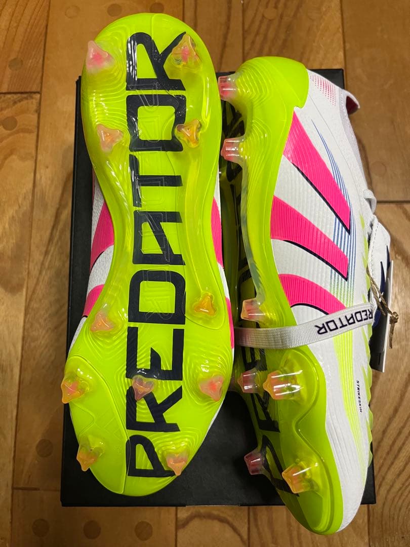 新品　大特価　限定品　アディダス　プレデター Elite FT FG 25.5