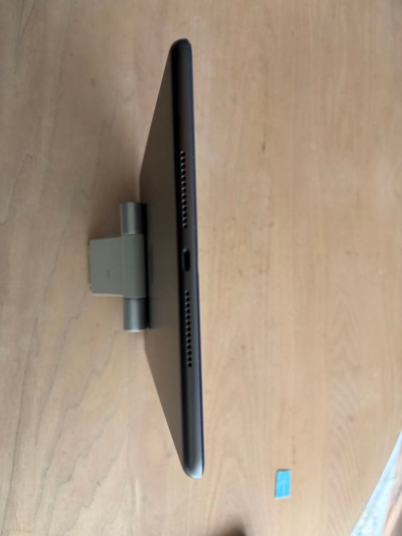 iPad (第9世代) 64GB Wi-Fi スペースグレー