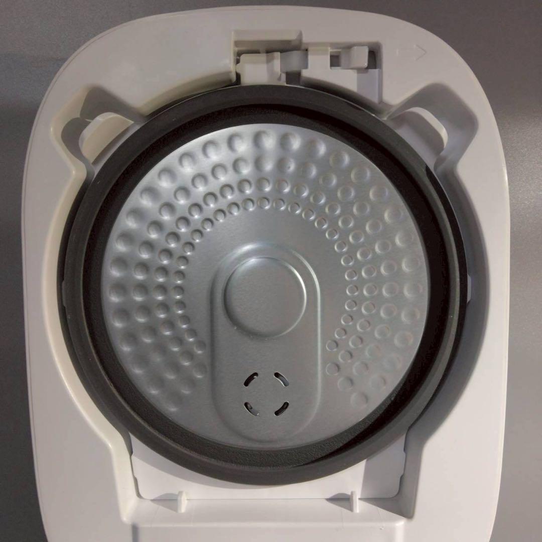 TOSHIBA　IHジャー　炊飯器　RC-5XW　2025年製