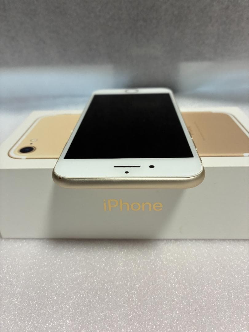 iPhone7（32GB） docomo ゴールド
