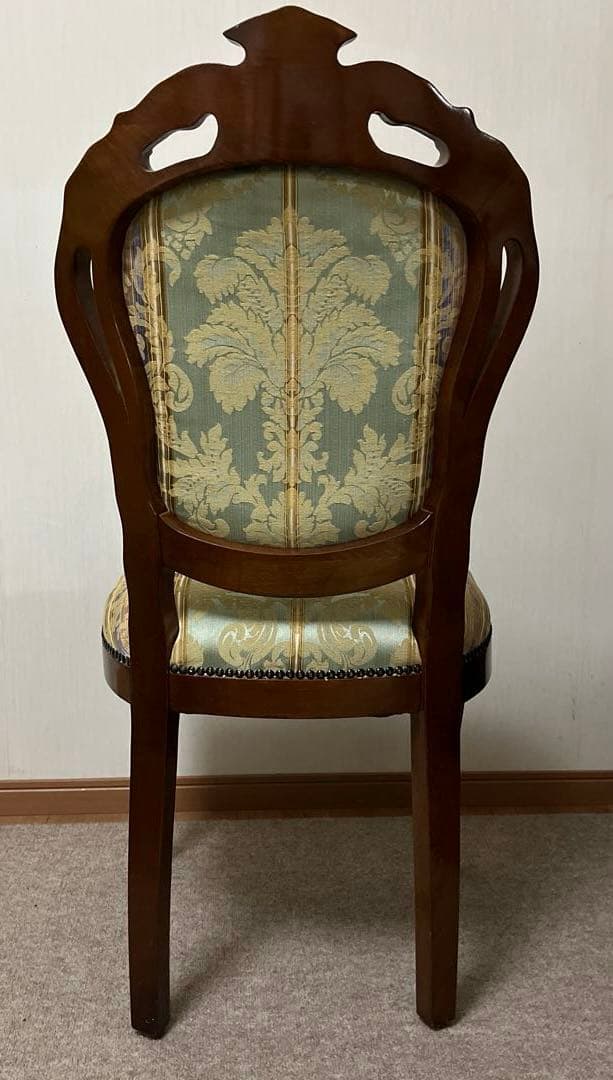 イタリア製ダイニングチェア