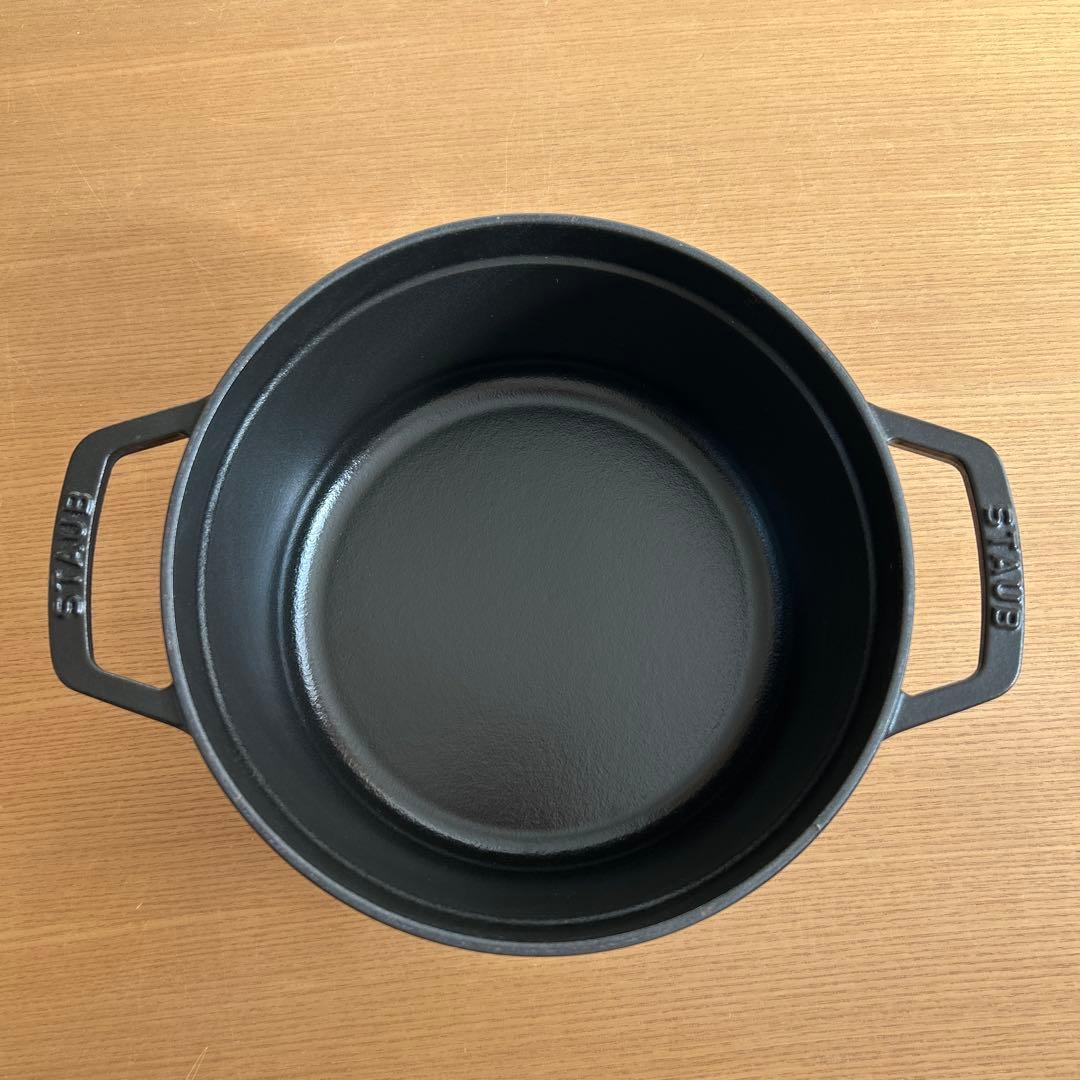 【未使用品】ストウブstaubピコ・ココット ラウンド 22cm