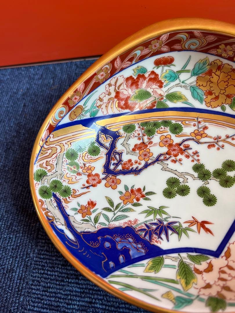 1500 林九郎　貝型皿　松竹梅　金彩　盛皿　未使用