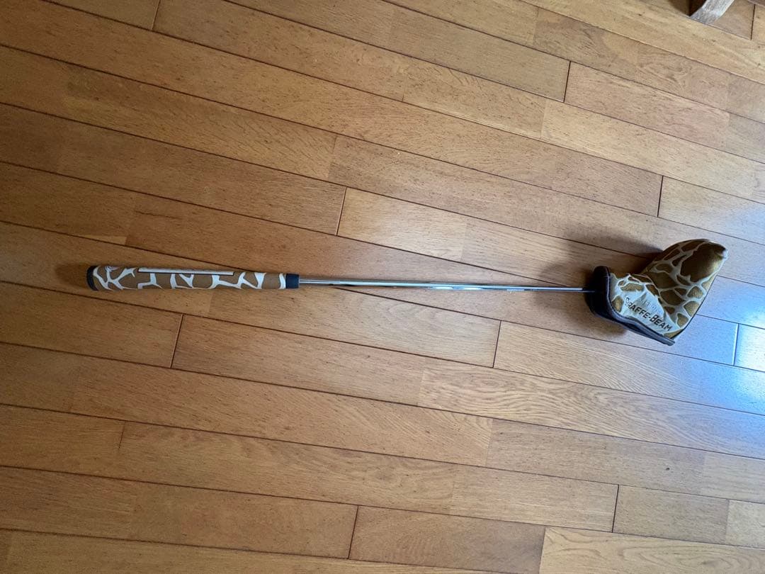 Odyssey A1-One Giraffe Beam DW パター33インチ
