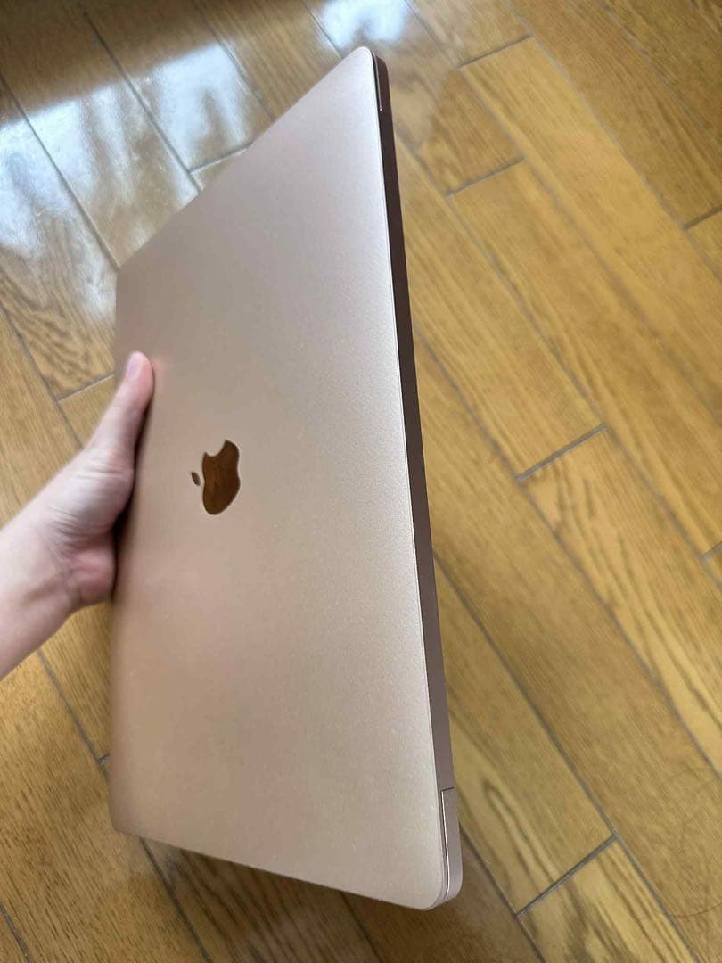 ゴールド MacBook本体