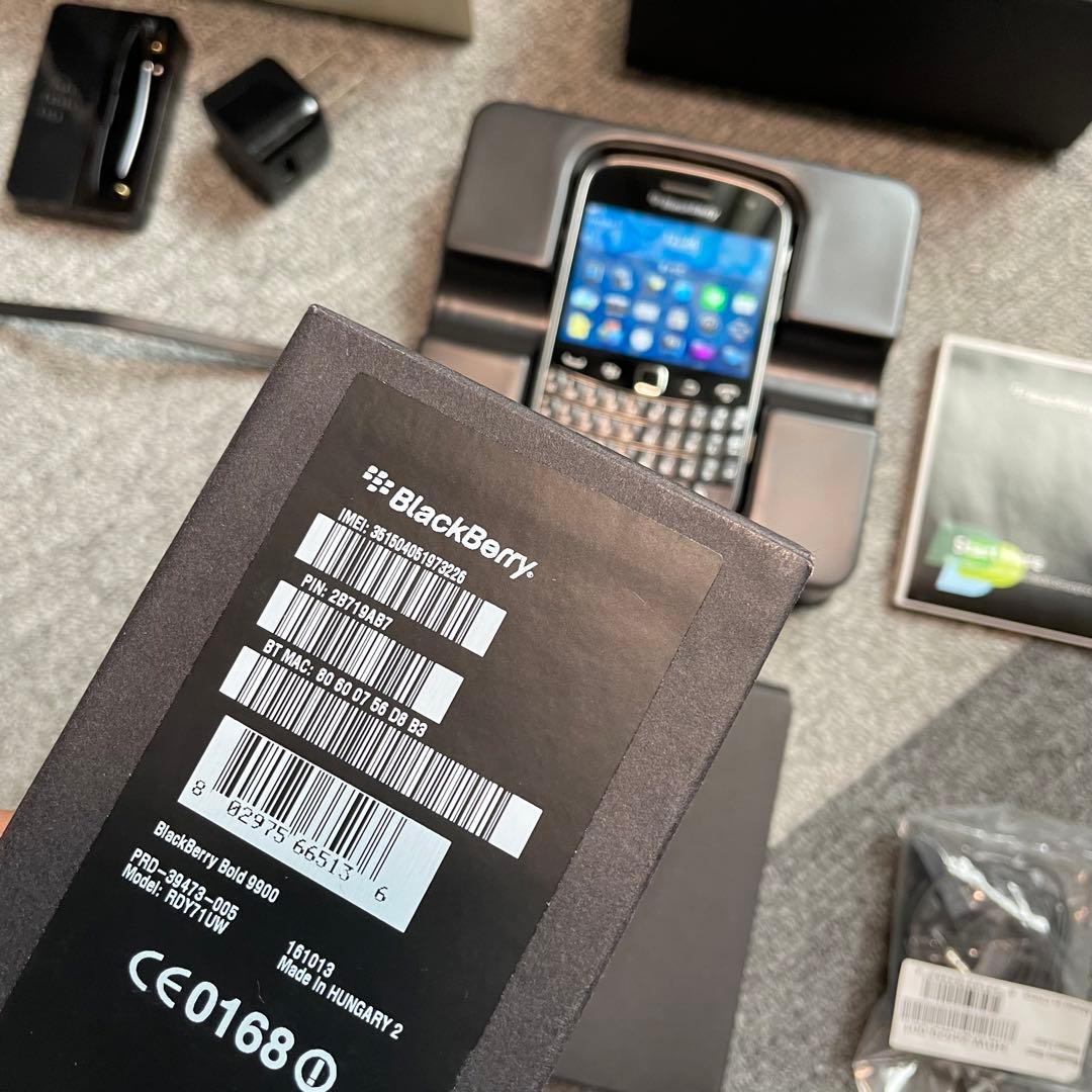 【美品】ブラックベリー9900 SIMフーリ コレクターズ
