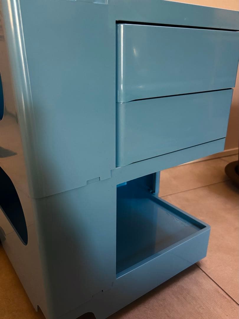 ジョエコロンボ　ボビーワゴン　水色