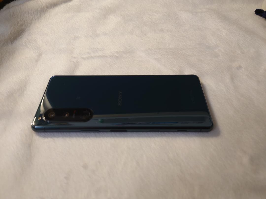 SONY　Xperia5 III XQ-BQ42 美品 + 純正ケース等
