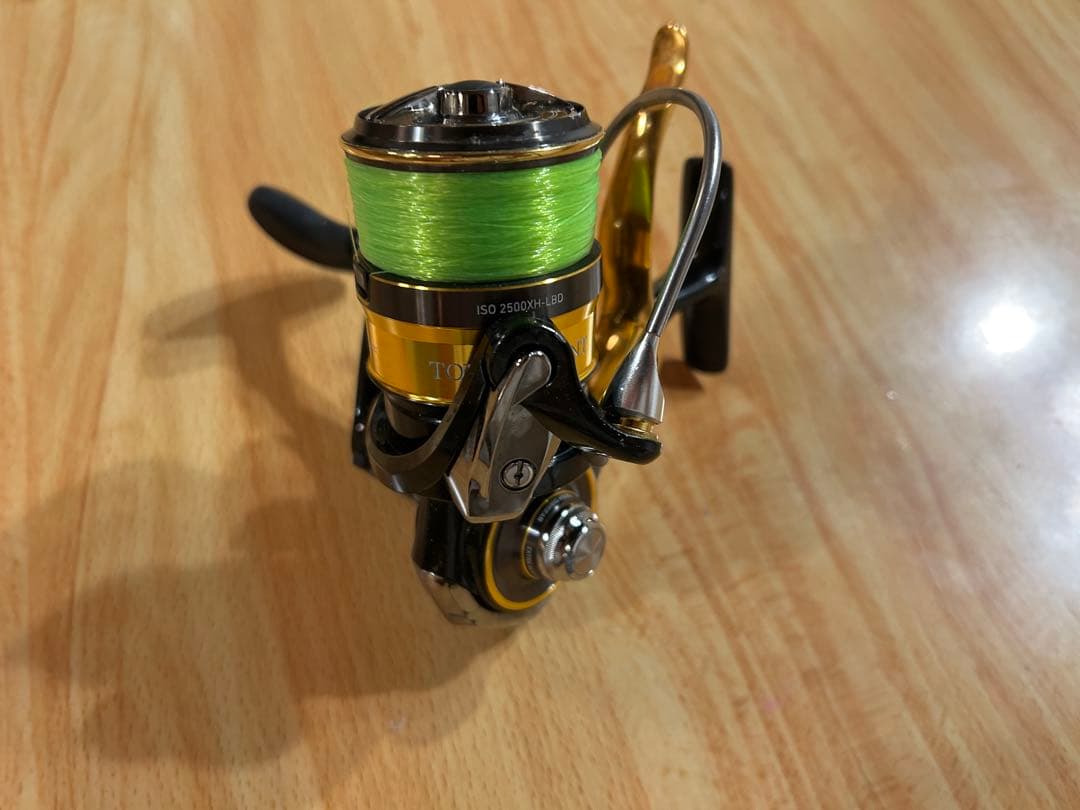 ダイワ 22トーナメントiso 2500XH-LBD