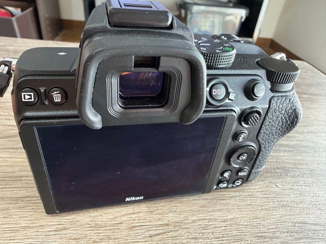 Nikon Z5 ミラーレスカメラ フルサイズ ボディのみ