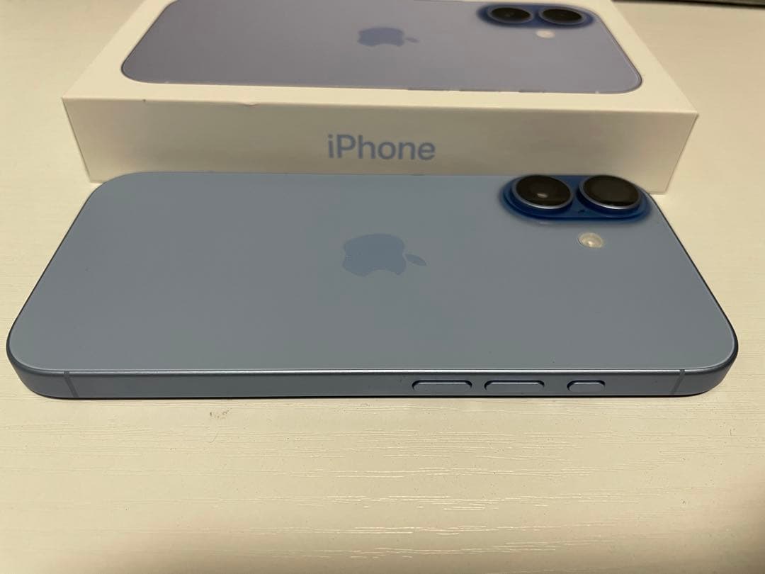 iPhone17ミストブルー　simフリー　256GB