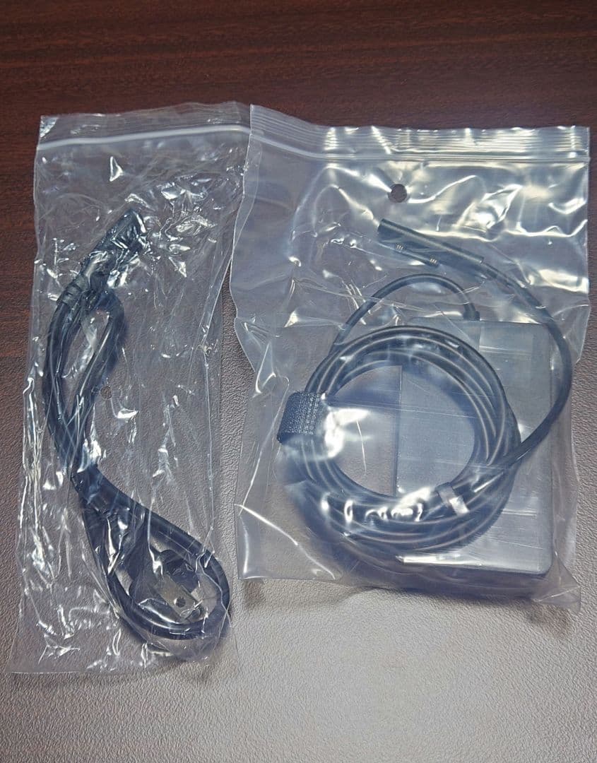 surface pro8 i5 グラファイト　キーボード付き箱無し（最終値下）