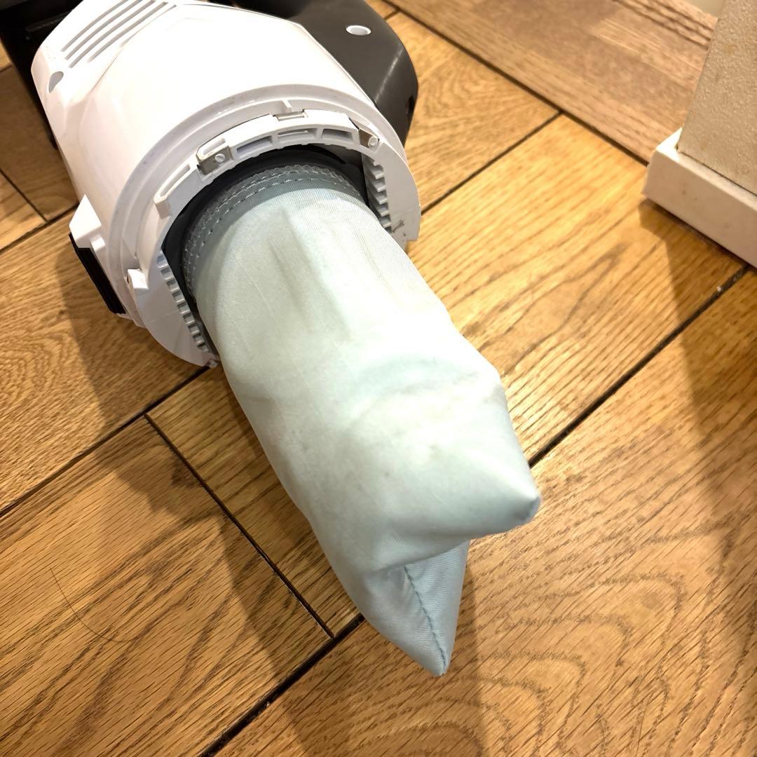 マキタ 40Vmax コードレススティッククリーナー　バッテリー充電器付き