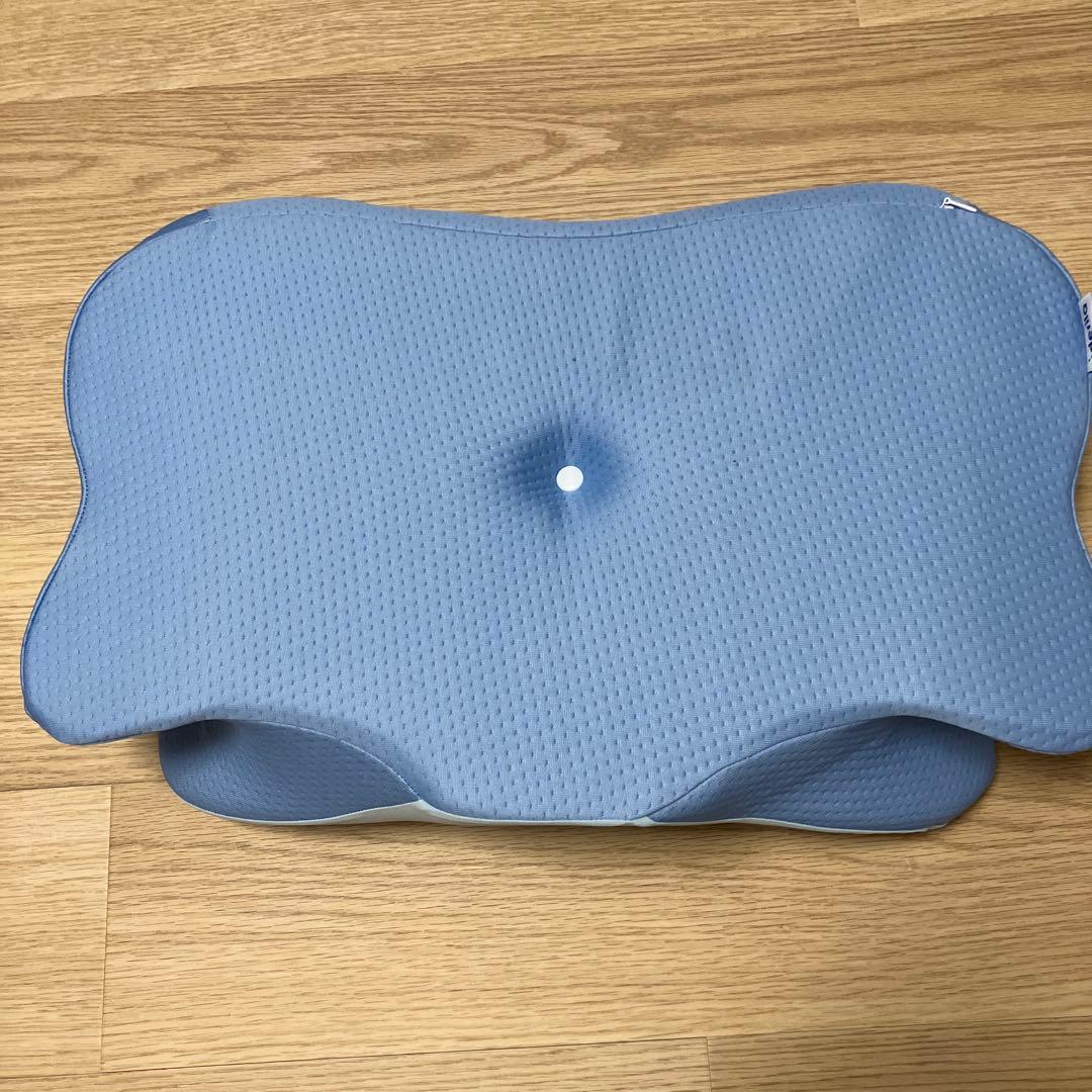 新品未開封‼️　Derila デリラ　エルゴ　枕　ピローとカバー　ドイツ製