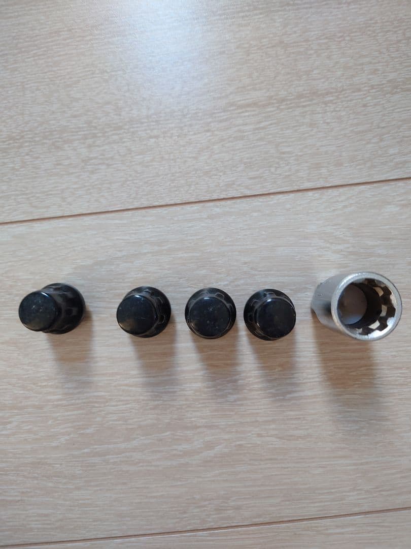 ブリジストンホイール 17インチ sw010 4本セット 225/45R17