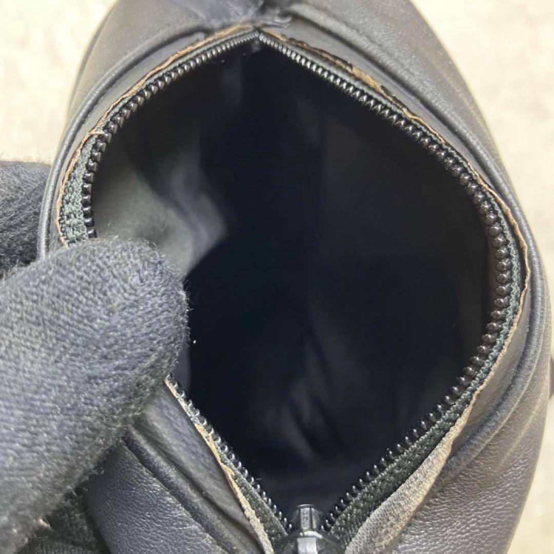 美品✨メゾンマルジェラ グラムスラム 4ステッチ 本革 ミニショルダーバッグ 黒