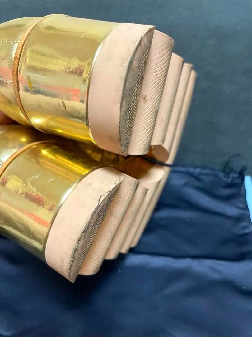 【希少♡美品】PRADA ソールが可愛いゴールド ローファー