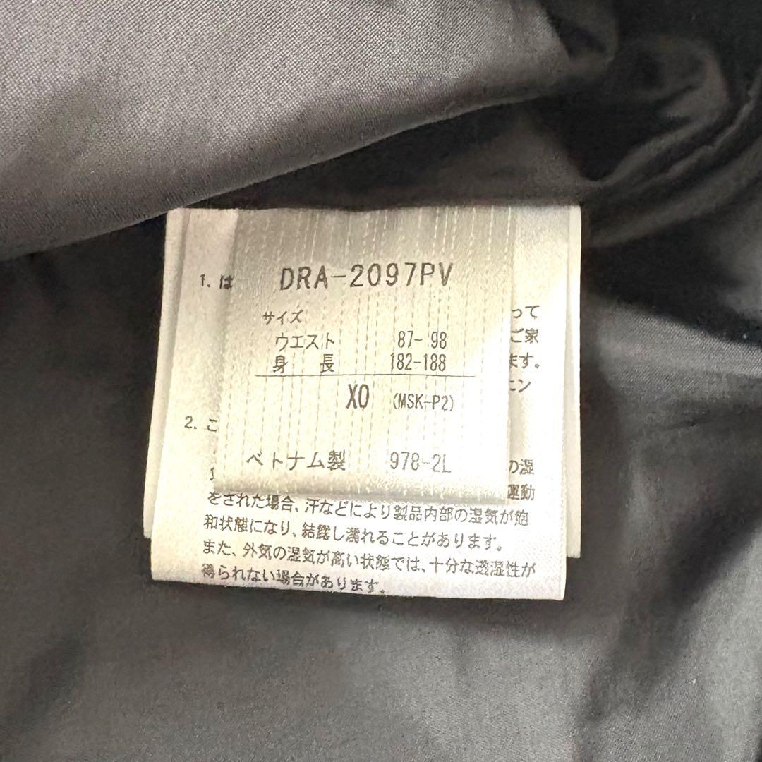 美品☆DESCENTE デサント スキーウェア　上下セット　メンズ　XO 白　黒