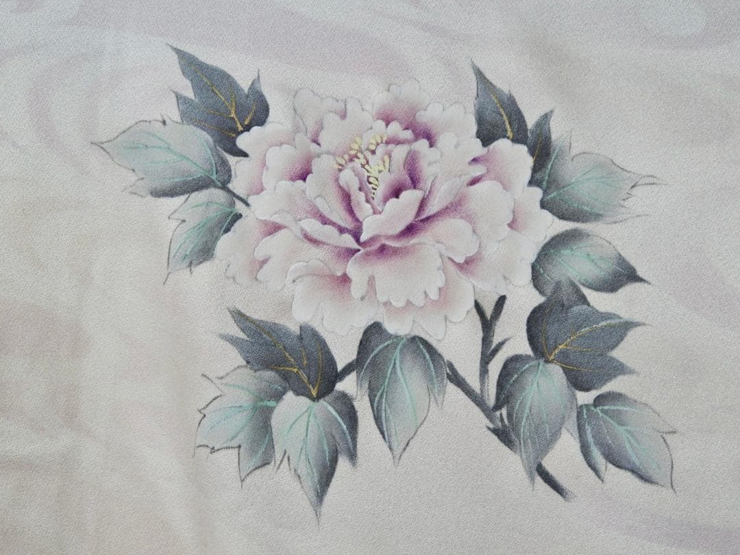 お値下げします！【仮縫い・未仕立て】振袖 正絹 白地 孔雀と牡丹柄 レトロモダン